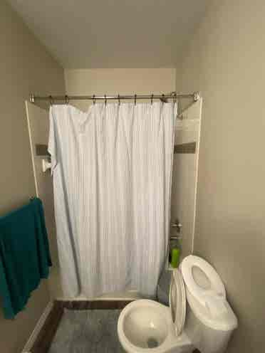2 Bedrooms, 2 Bathrooms apartment