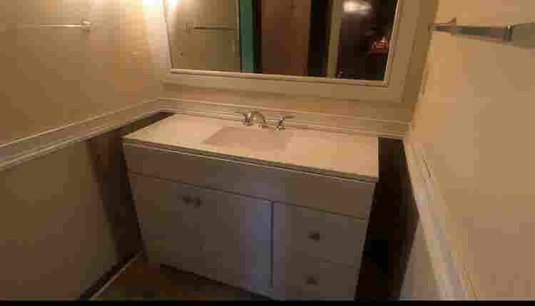 2 Rooms w/ Jack and Jill bath