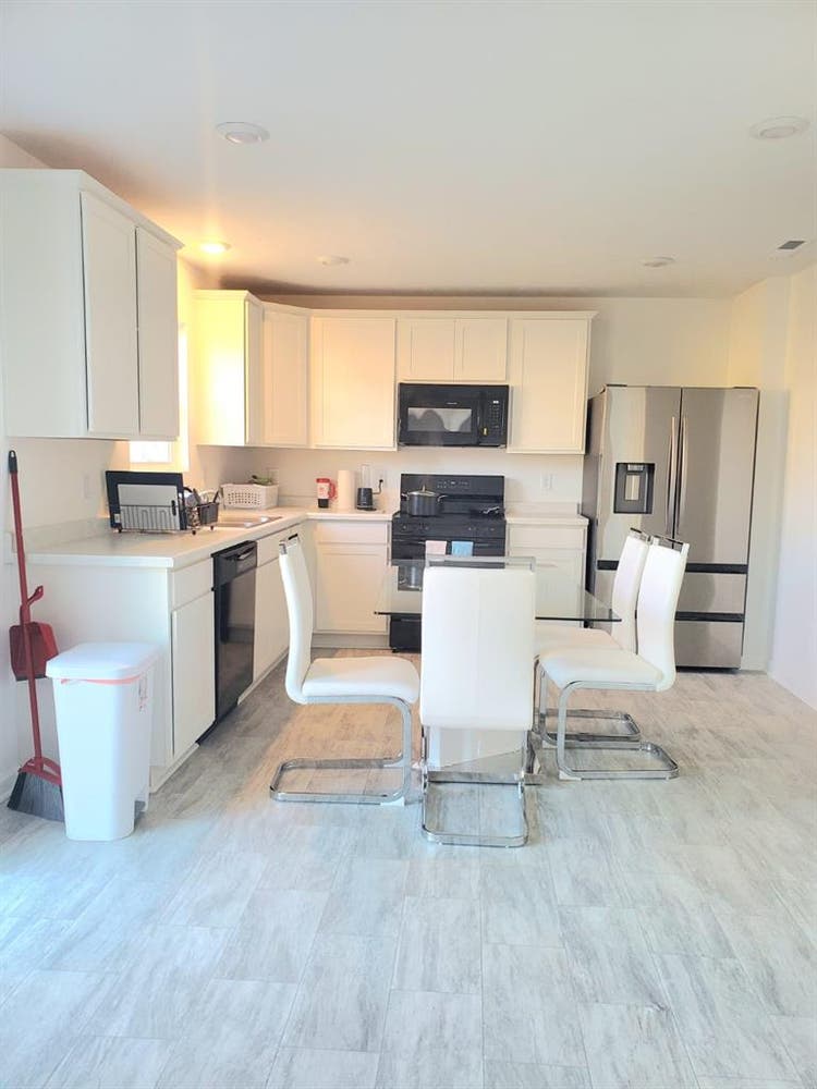 Roommate wanted