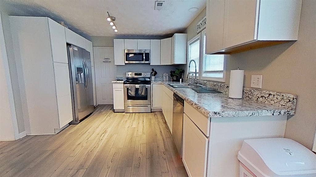 🏡 Private Rooms in Haymount Home