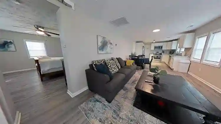 🏡 Private Rooms in Haymount Home