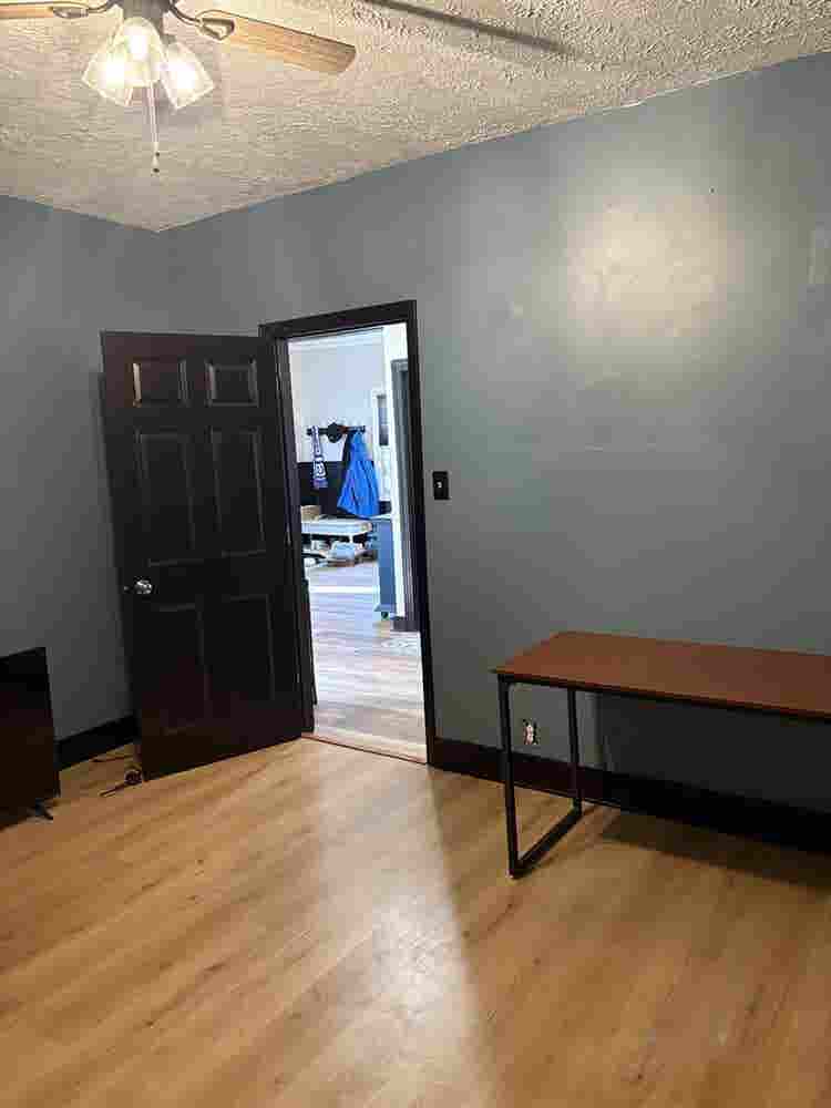 Bedroom east of CCIC/Bottleworks