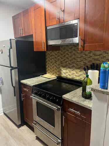 ✨Spacious Room in Midtown South✨