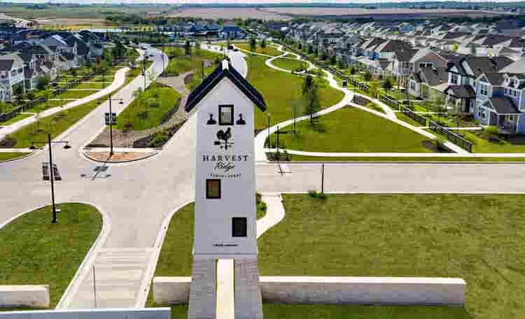 Beautiful home in Elgin awaits
