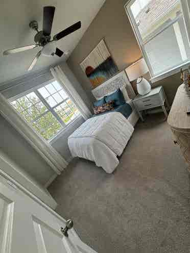 Beautiful home in Elgin awaits 