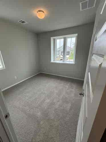 Beautiful home in Elgin awaits 