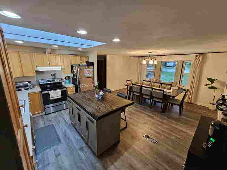 Room for Rent in Lakefront Property