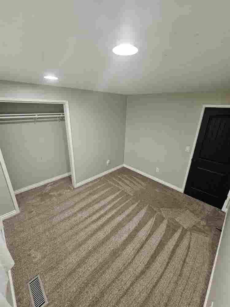 Room for Rent in Lakefront Property