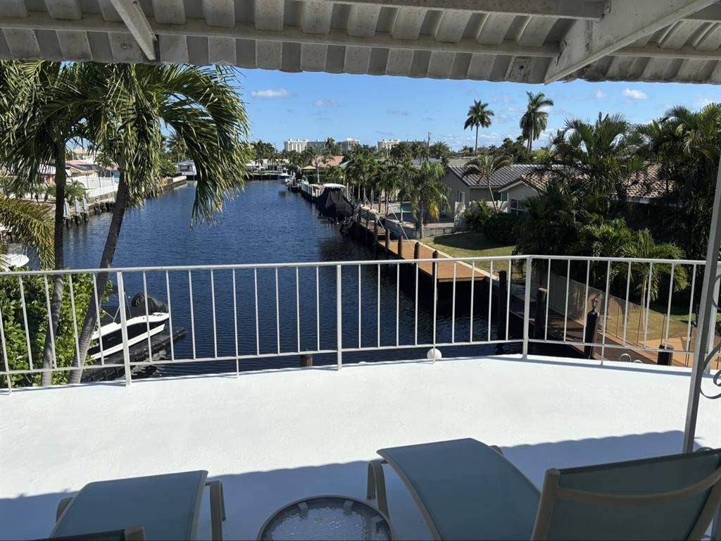 Massive master waterfront suite