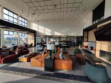 Lease take over at Modera Art Park