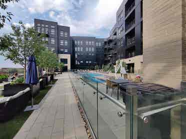 Lease take over at Modera Art Park