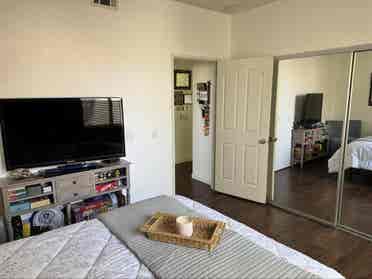 Relaxing Condo Room for Rent
