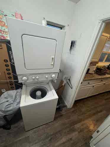 Private Furnished Room - $/mo