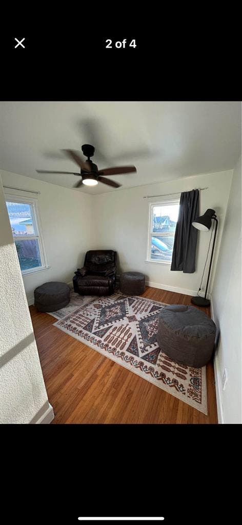 Room for rent $
/ month