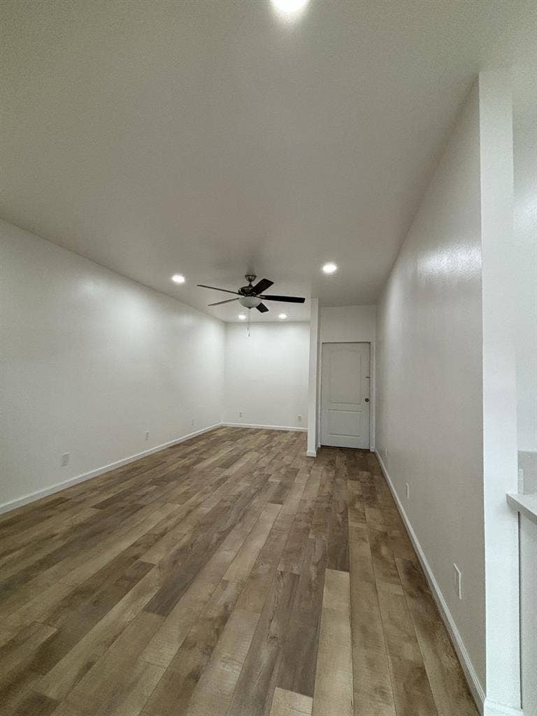 ROOM FOR RENT Fully Renovated