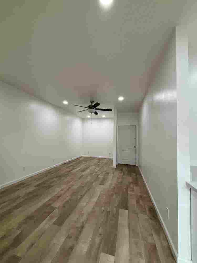 ROOM FOR RENT Fully Renovated