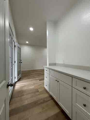 ROOM FOR RENT Fully Renovated