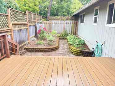 2Bd available