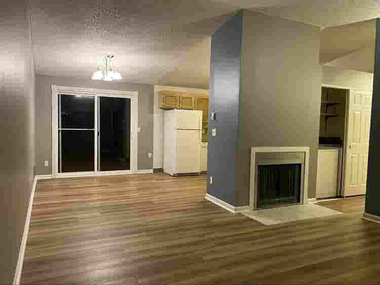 2Bd available