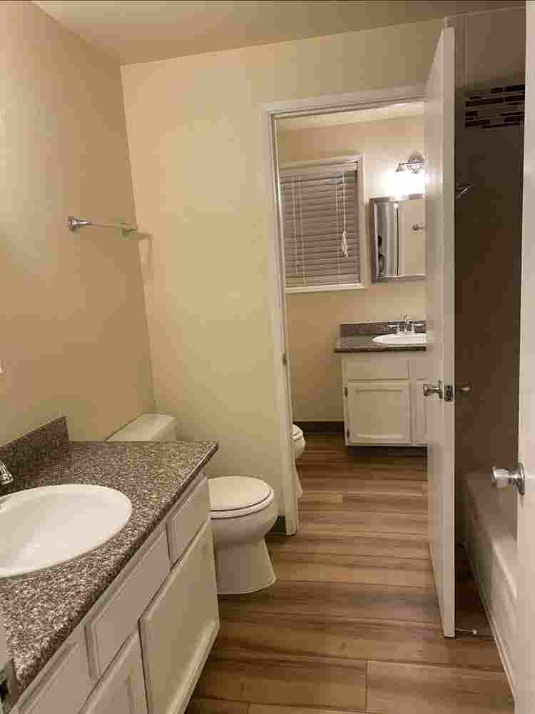 2Bd available