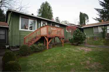 2Bd available