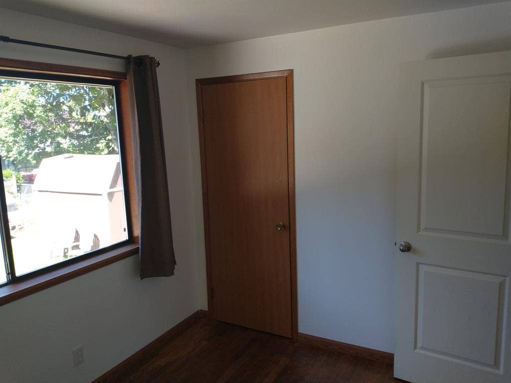 Female Room for Rent in shared home