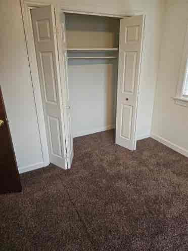 Clean large bedroom for rent..m2m