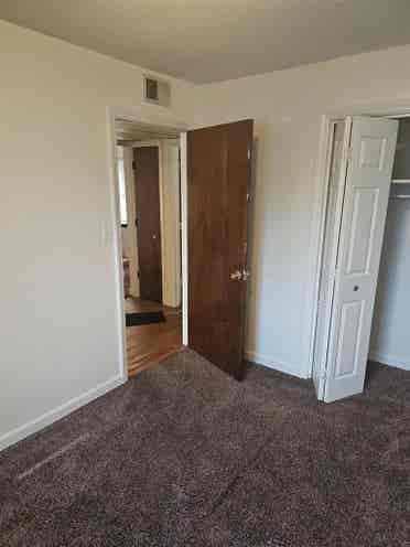 Clean large bedroom for rent..m2m