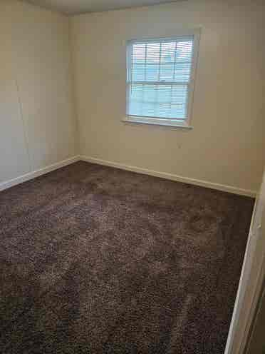 Clean large bedroom for rent..m2m