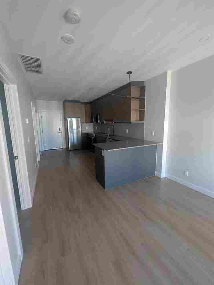 Single bedroom in -Bath Apt!