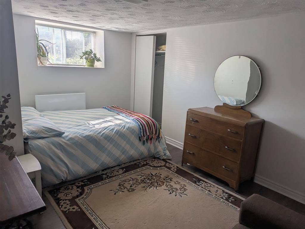 New Listing room for rent
