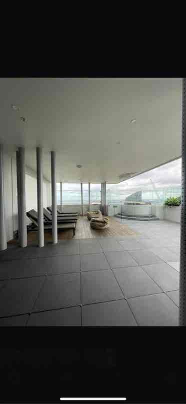 South Melbourne room available!