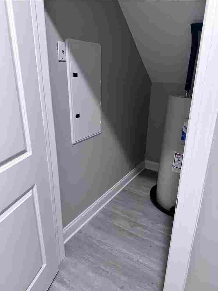 Large room (whole downstairs)
