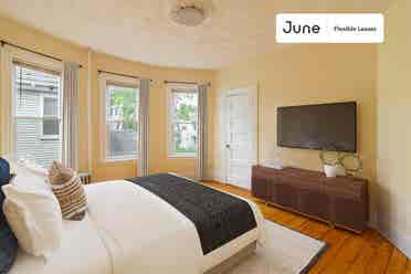 4 BR in Boston