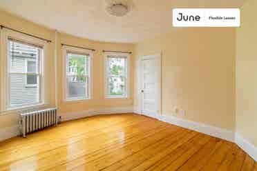 4 BR in Boston