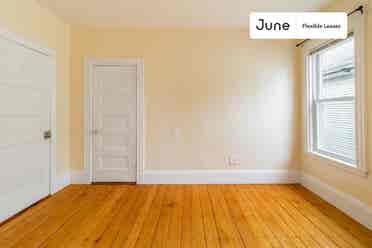 4 BR in Boston