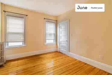 4 BR in Boston