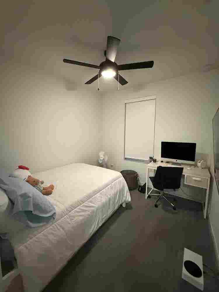 Lease Takeover –  Private Room