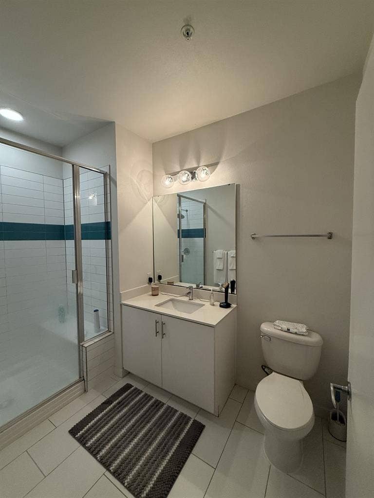 Lease Takeover –  Private Room
