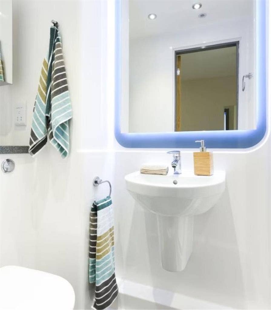 En-suite Room Tenancy Takeover!