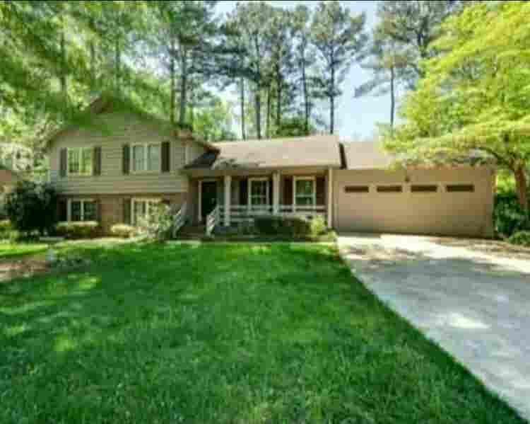 Sep.1st! Flat Rate! Furnished!