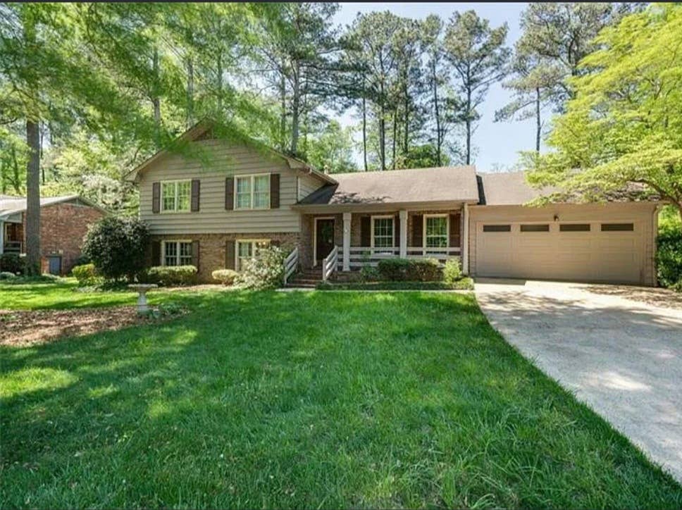 Flat Rate Rent! Female household!