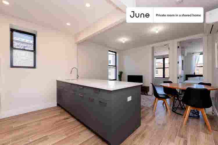 2 BR in New York City