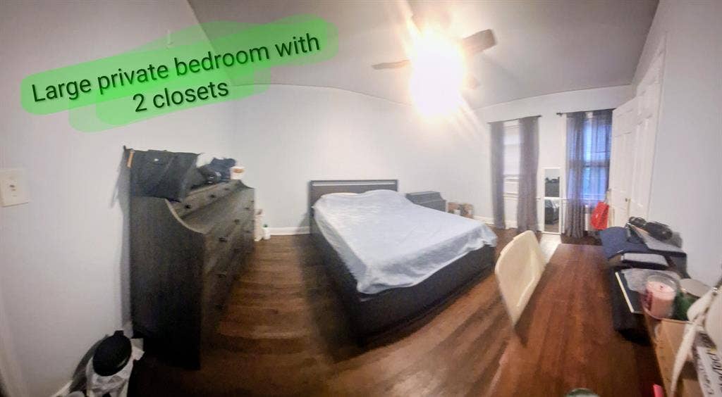 Room in downtown White Plains