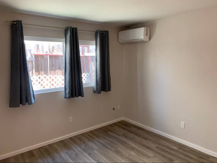 Room for rent in Peaceful Home
