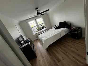 Westville 
Roommate Wanted 🏡🐾