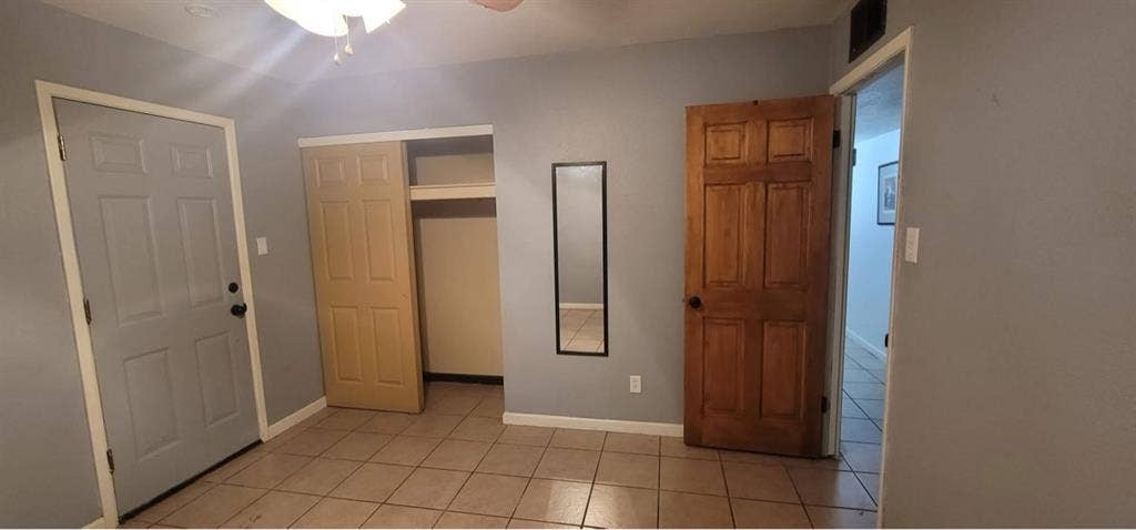 Clean quiet room
