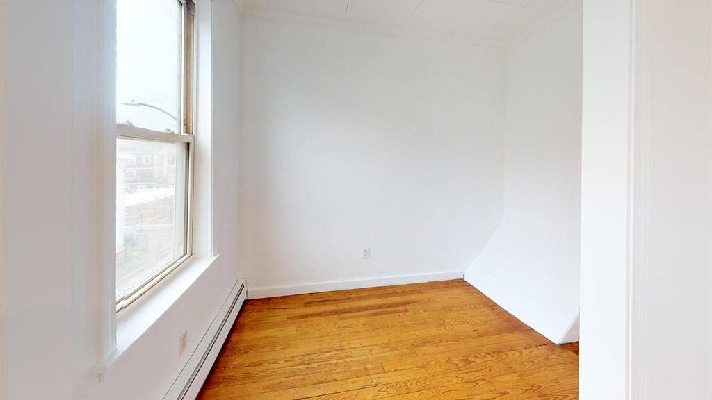 1 BR in Boston
