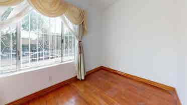 1 BR in Los Angeles