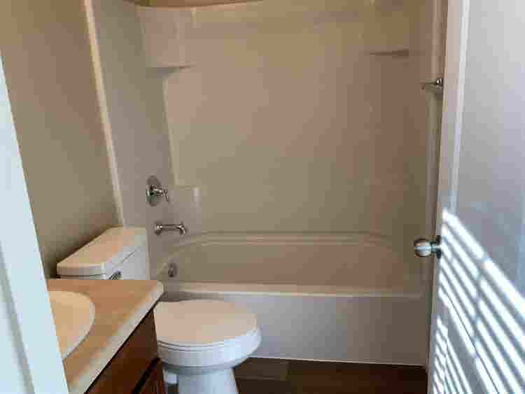 Multiple rooms for rent in Phoenix!